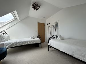 Photo 17- click for photo gallery